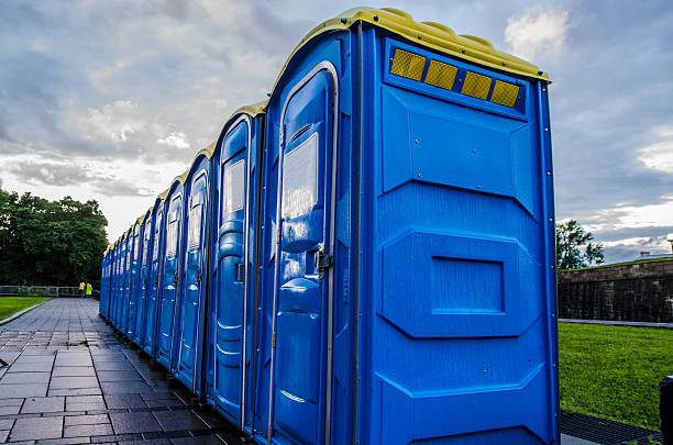 Best Portable restroom trailer rental  in Jacksonvle, IL